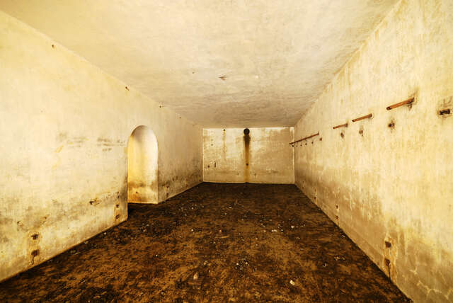 Chambrée de l'abri de combat d’Uxegney-Nord. VAUBOURG Julie