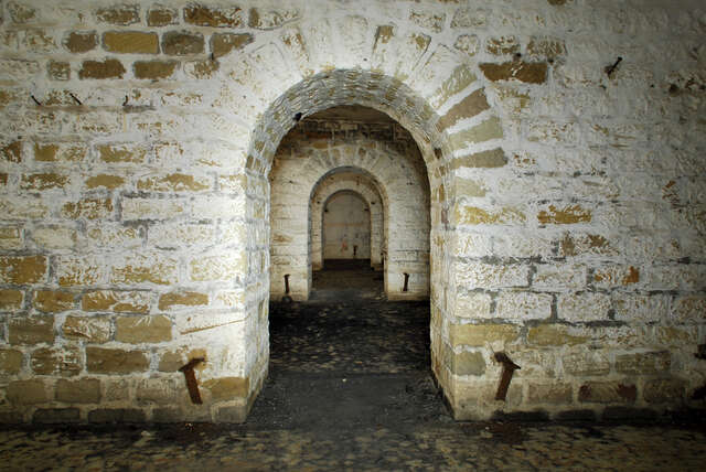 Galerie entre les chambrées de l’abri de combat de Malgré-moi. VAUBOURG Cédric