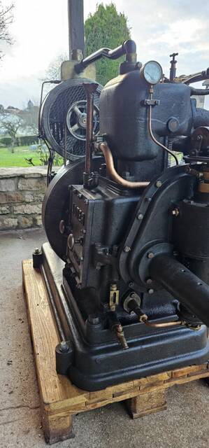 Détail d'un moteur l'Aster type D15 de 15 HP, de 1914 - Edouard ROETHLISBERG