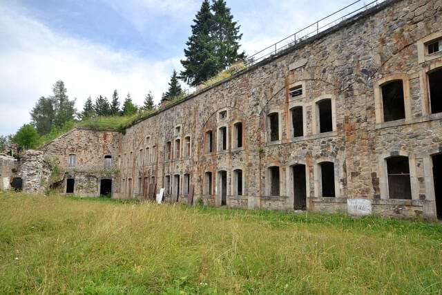 Me casernement du fort de Montgilbert. Chamoussey. VAUBOURG Julie
