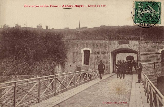 L'entrée du fort Mayot - Lionel PRACHT