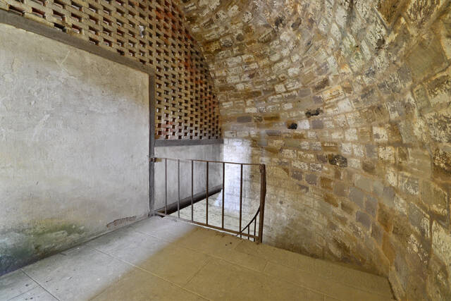 La traverse abri au dessus de la paneterie. VAUBOURG Cédric
