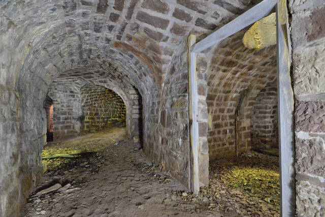 L'intérieur de la caponnière double. VAUBOURG Cédric