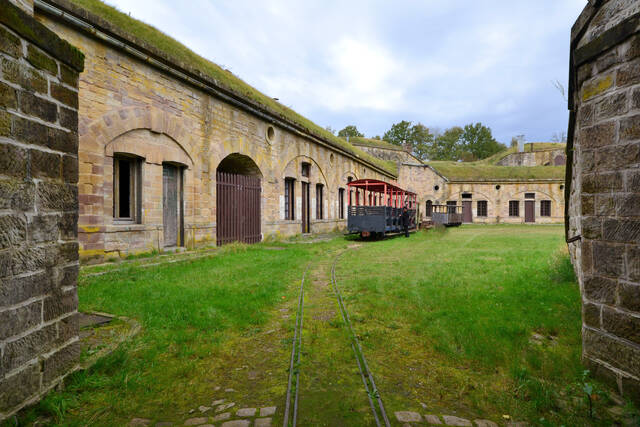 Le casernement depuis la galerie d'entrée. VAUBOURG Cédric