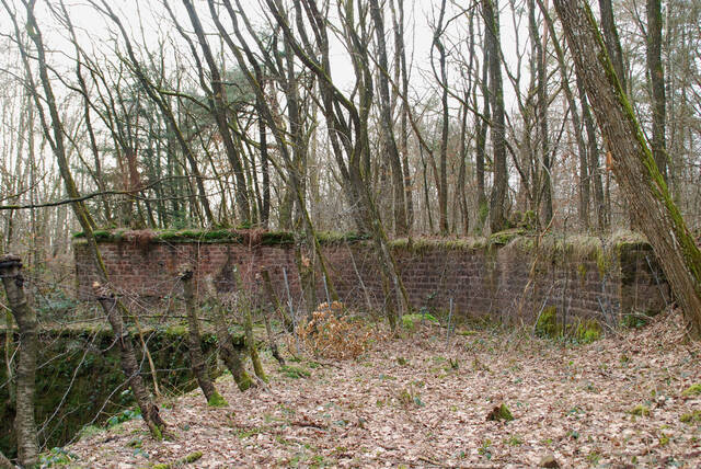 L'angle du saillant 1 au dessus de la caponnière simple. VAUBOURG Julie