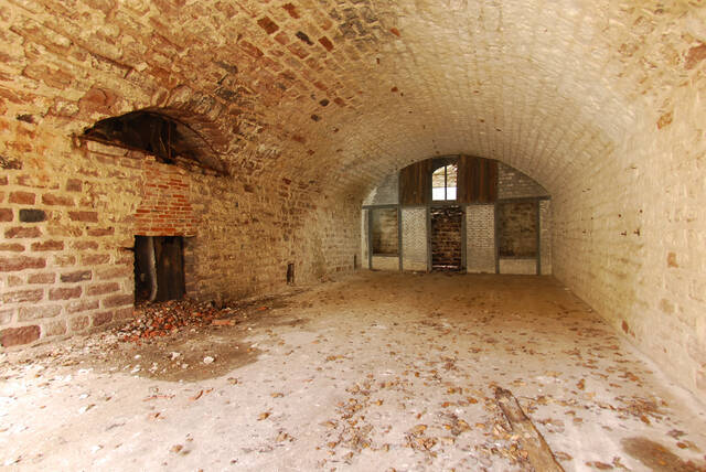 Une des casemates du casernement. VAUBOURG Julie