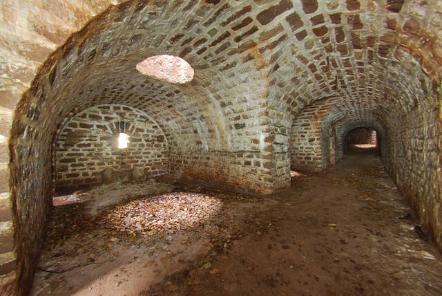 La caponnière simple au saillant 3. VAUBOURG Cédric
