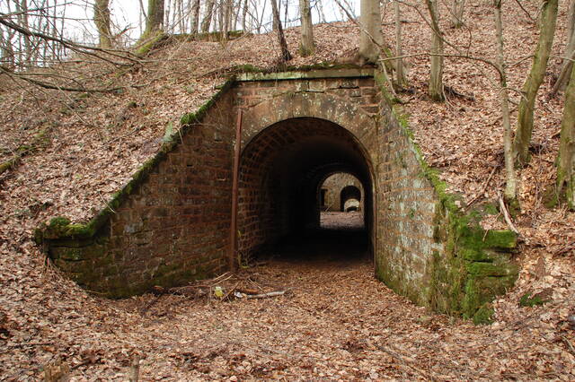 Le passage couvert du magasin à poudre. VAUBOURG Julie