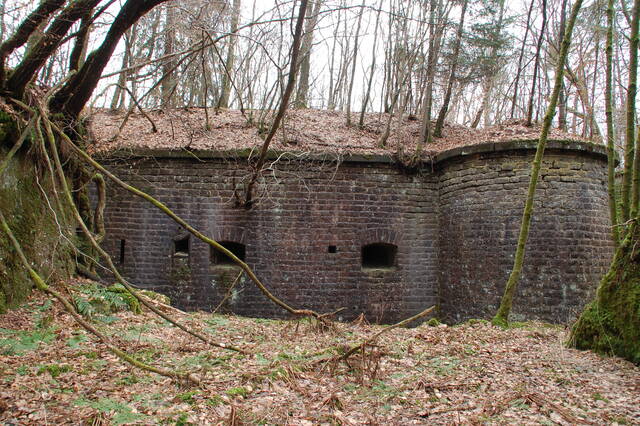 La caponnière simple au saillant 3. VAUBOURG Julie
