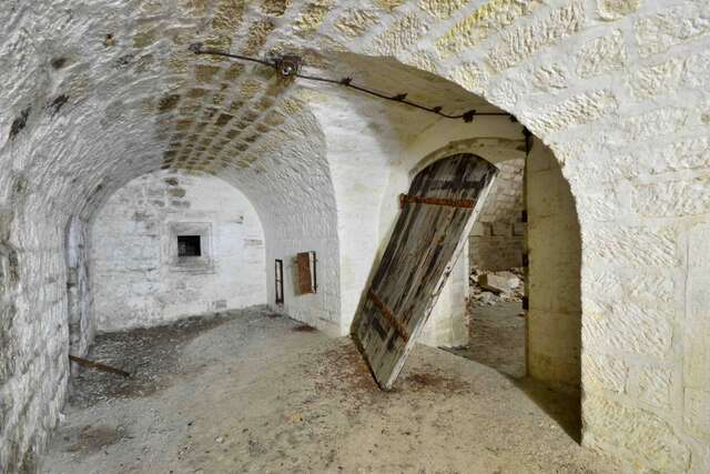 Le vestibule du magasin à poudre. VAUBOURG Cédric