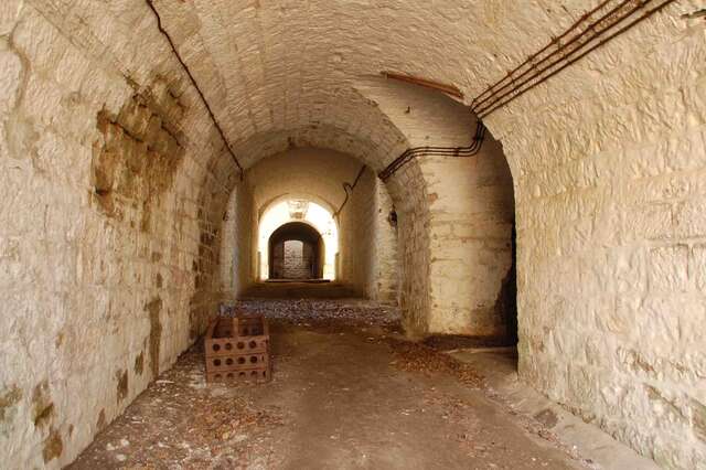 La galerie principale près du puits des casernements. VAUBOURG Julie