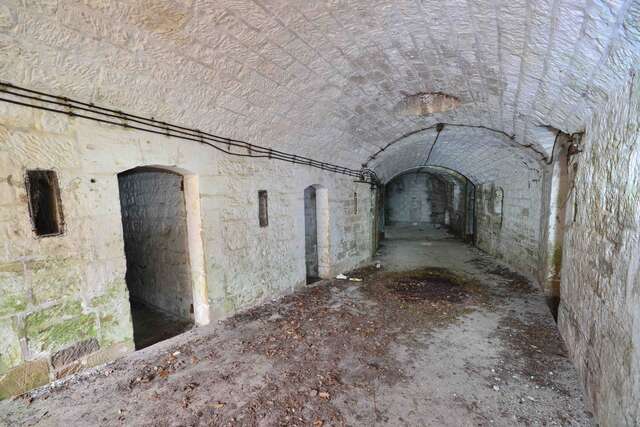 La galerie de l'entrée du fort de Razimont. VAUBOURG Cédric