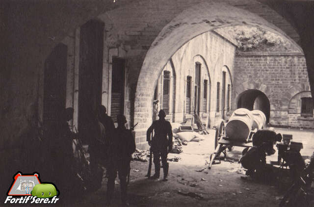Les allemands au fort de Razimont en juin 1940 - Lionel PRACHT